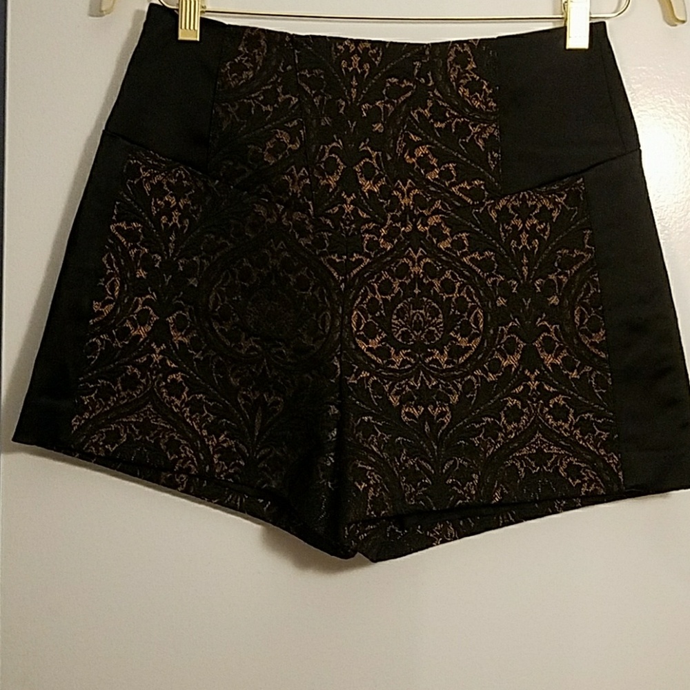 Bebe women's short and blazer set